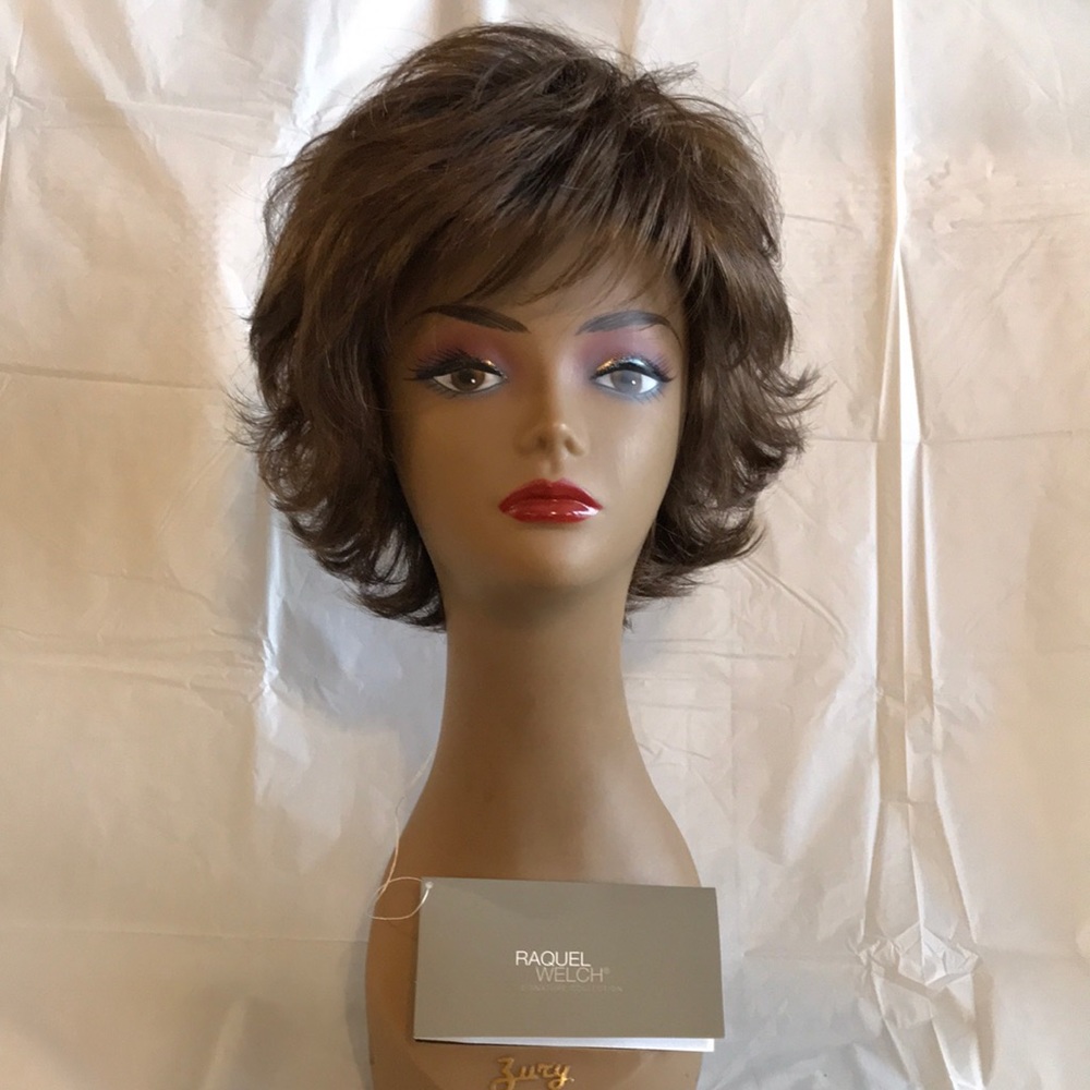 Raquel Welch Voltage Wig NWT